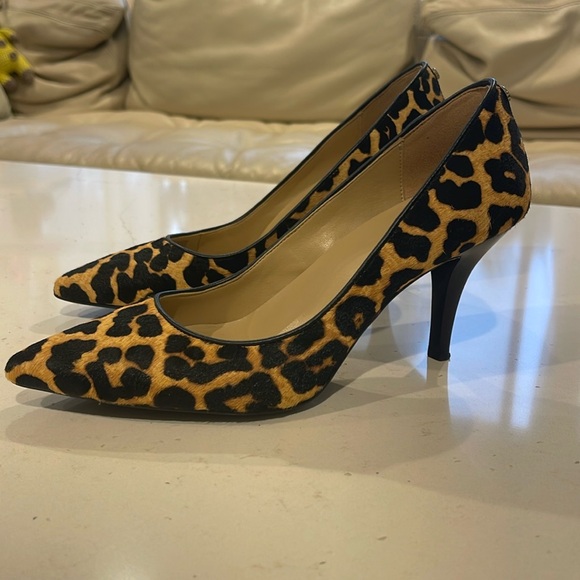 Michael Kors leopard heels, size 7 1/2. Hardly worn - Picture 1 of 4